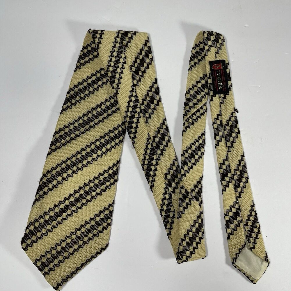 Vtg 70s Regal Designer Collection Geometric Knit Tie - Arnold’s Slack Shack